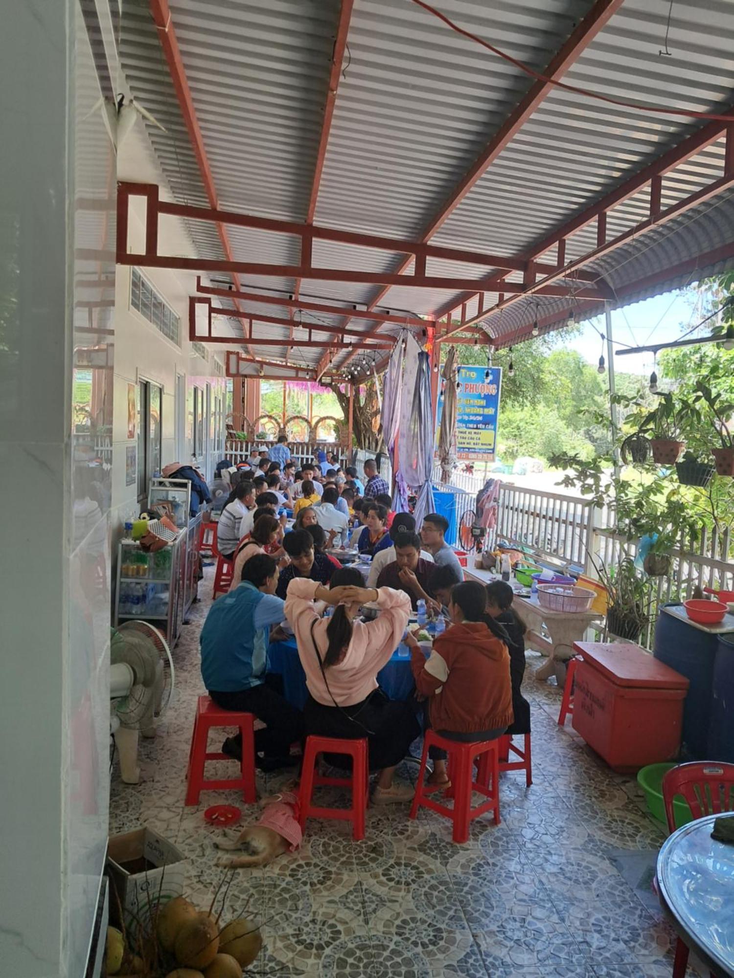Nhà Nghỉ NgọC PhuọNg Hon Son Hotel Lai Son Bagian luar foto